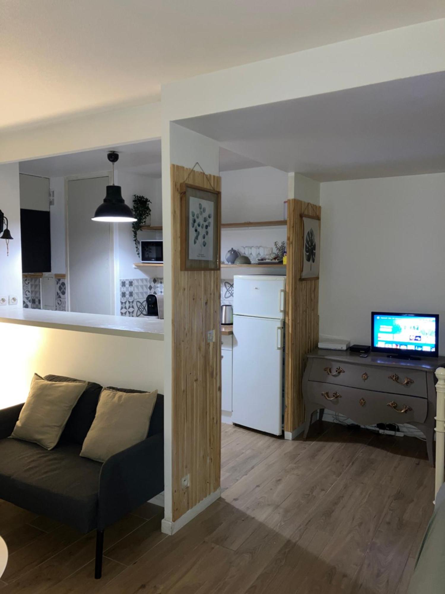 Appartement Sur Et Garage Au Stade De France A 2 Mn De Paris, 20 De Roissy Cdg Et 30 De La Defense Animaux Bienvenus Saint-Denis  Luaran gambar